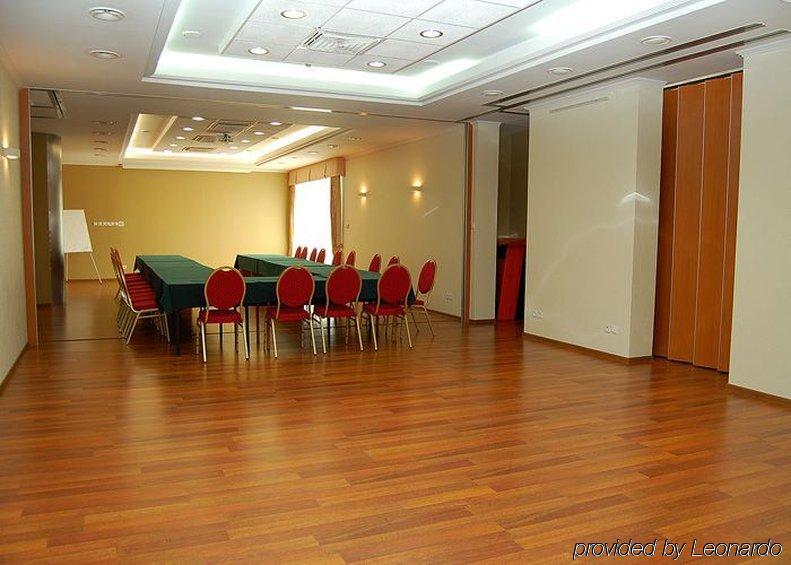 Green Hotel Komorniki  Einrichtungen foto