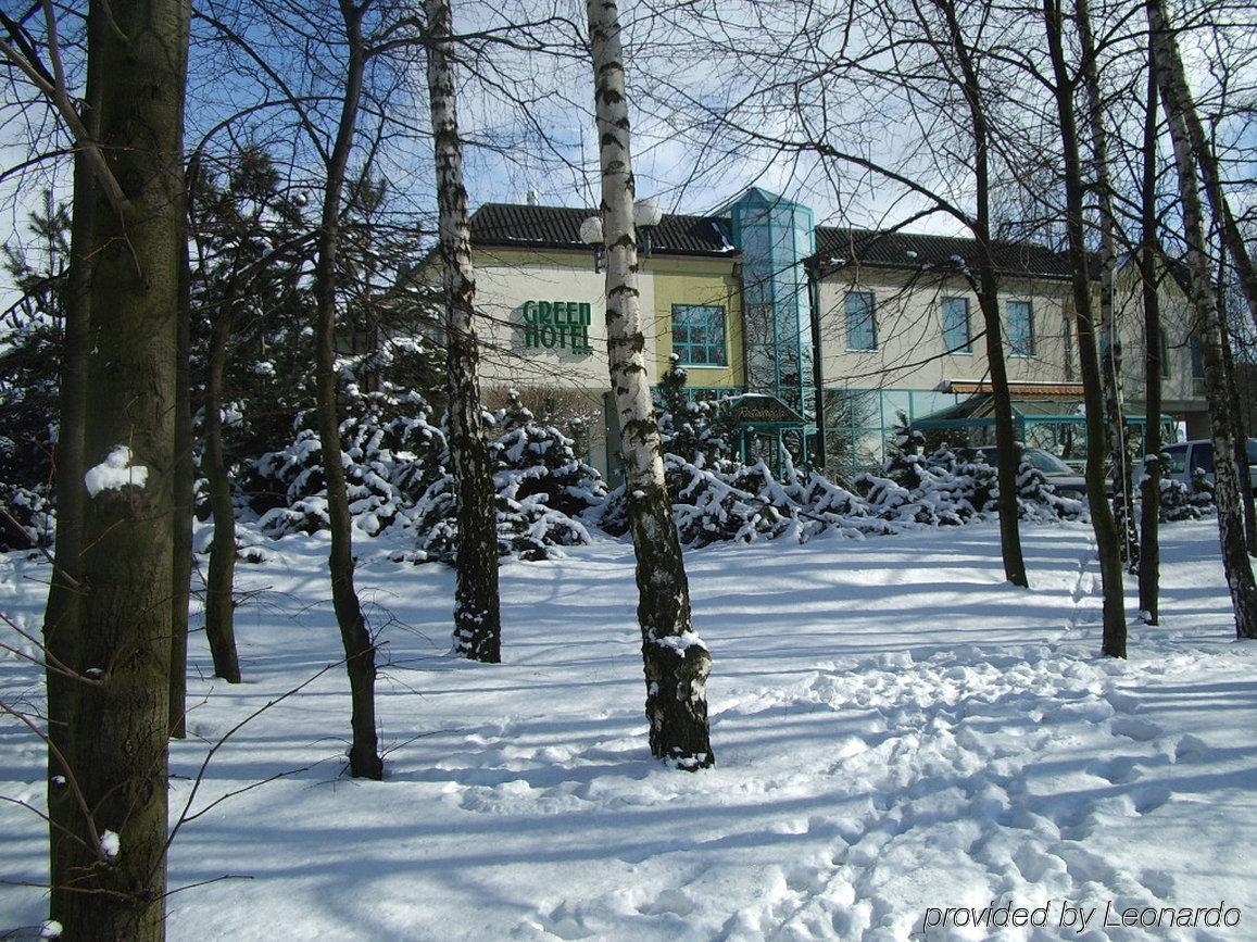 Green Hotel Komorniki  Exterior foto