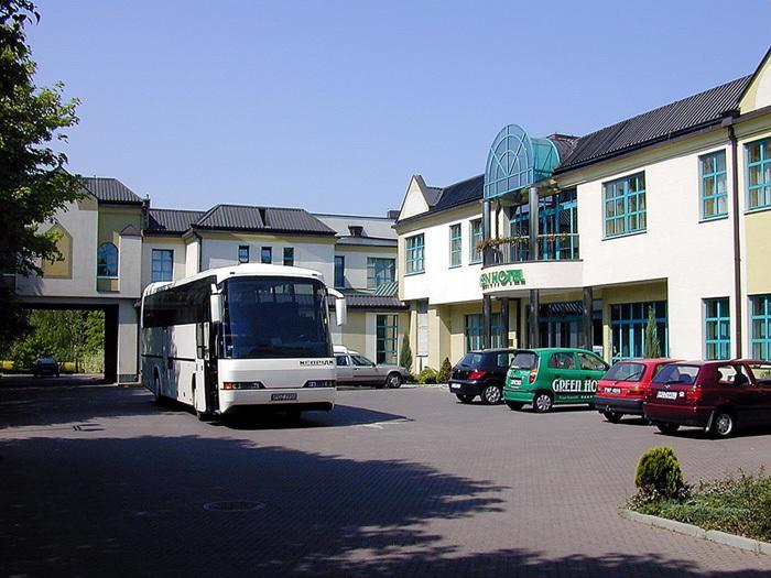 Green Hotel Komorniki  Exterior foto